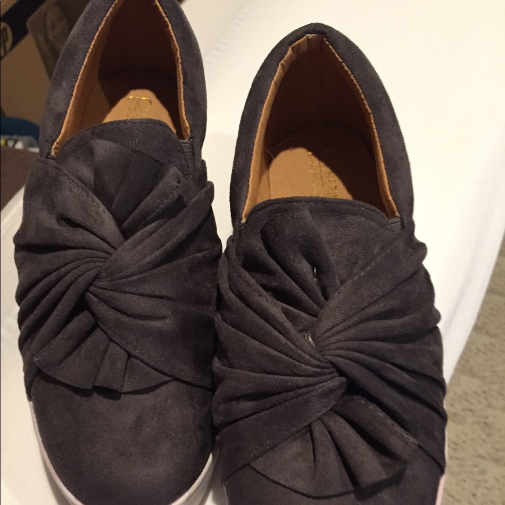 Slip on sneakers